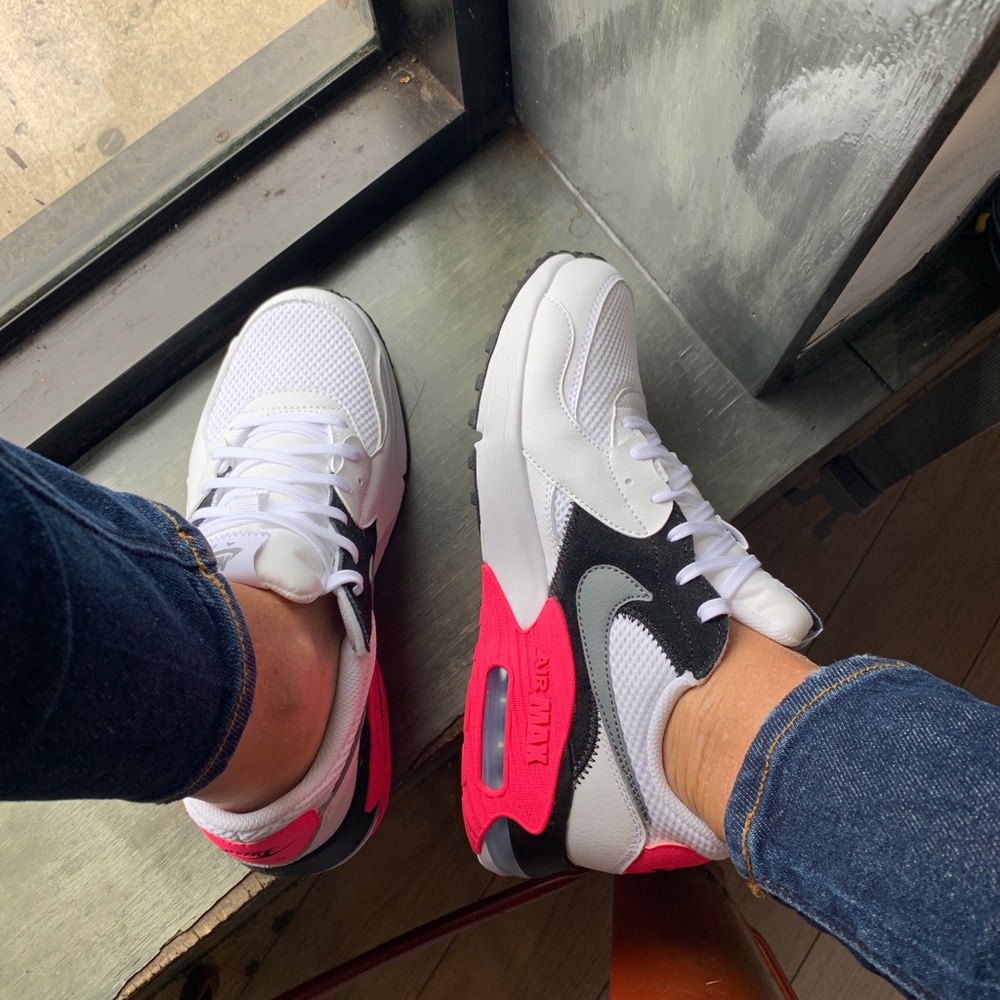 Meet your Posher, Jaine